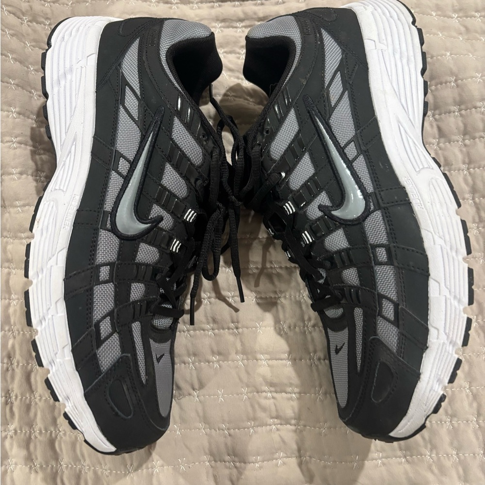 Nike P6000
